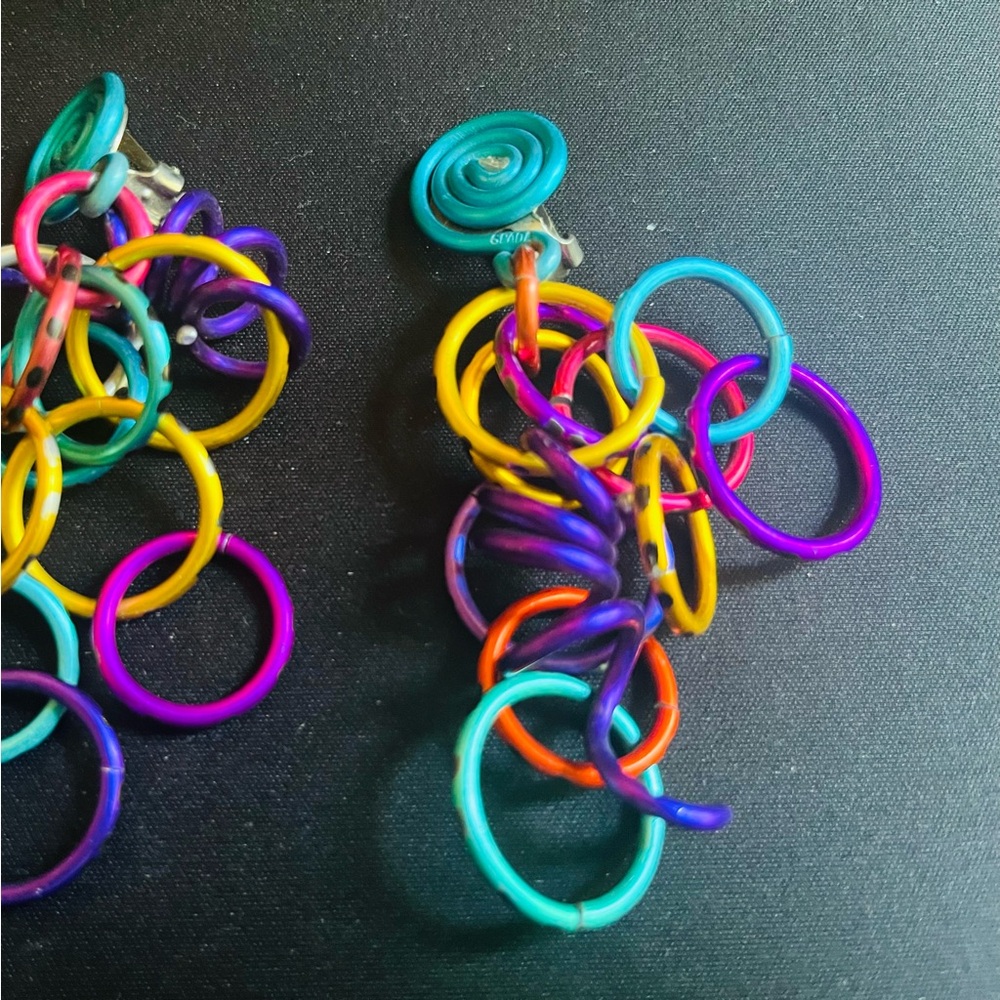 David Spada 1980's Spiral Anodized Multicolor Aluminum earring - Picture 2 of 4